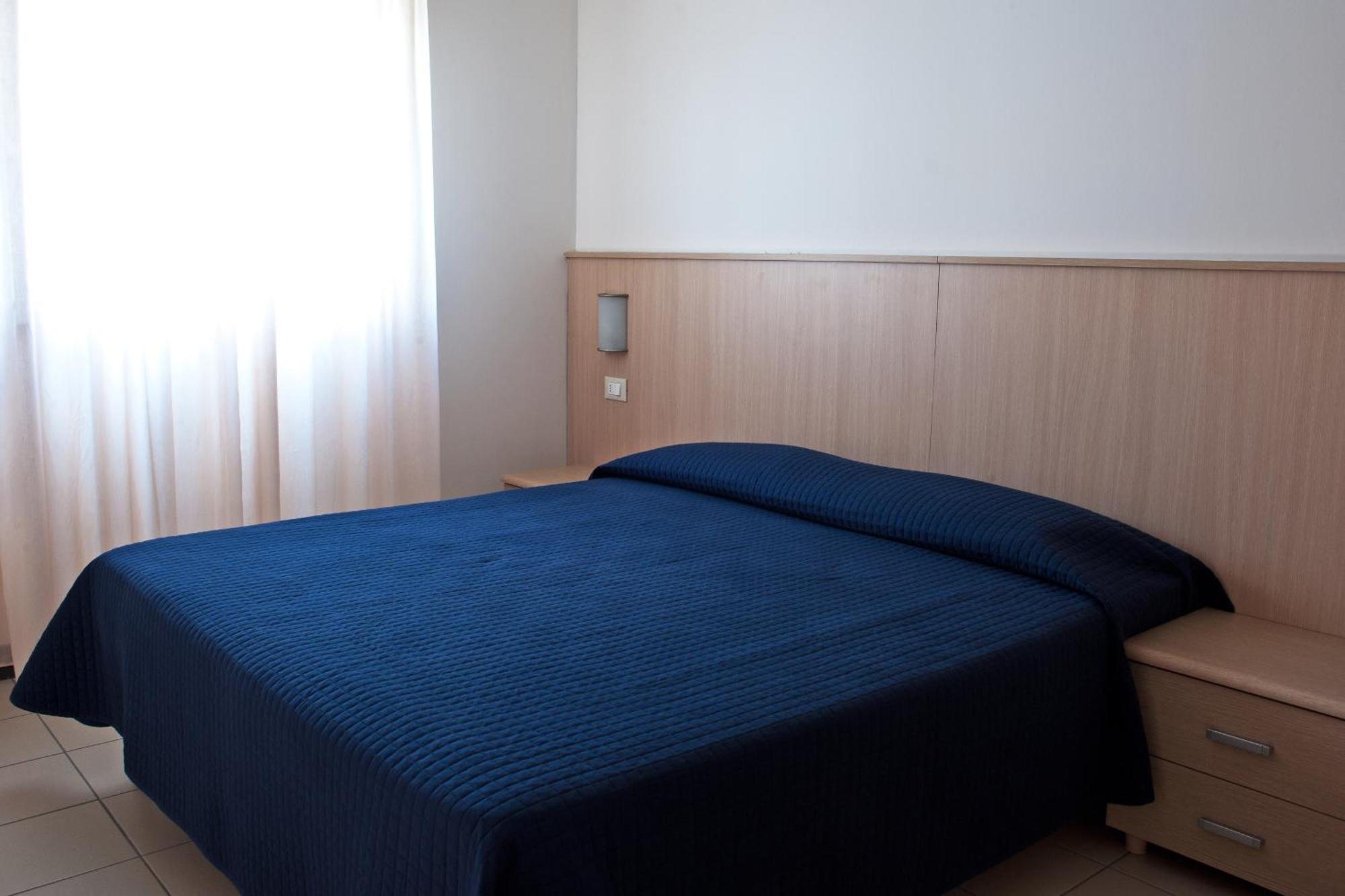 Residence Borgomare Albenga Ngoại thất bức ảnh