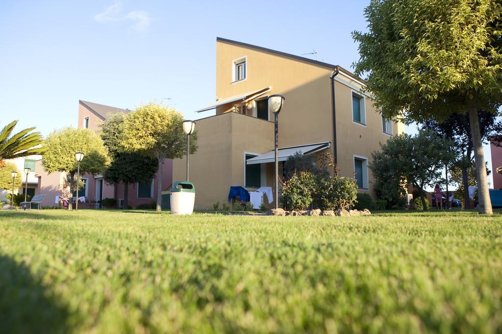 Residence Borgomare Albenga Ngoại thất bức ảnh